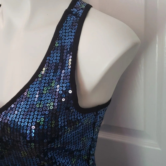 DKNY JEANS Blue & Green Sequined Racerback Tank - Picture 6 of 12
